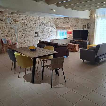 La Grange Marie Vakantiehuis Saint-Gourson